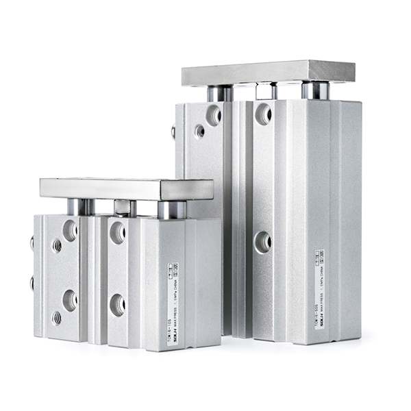 Cilindro a tre steli serie TCL/TCM
